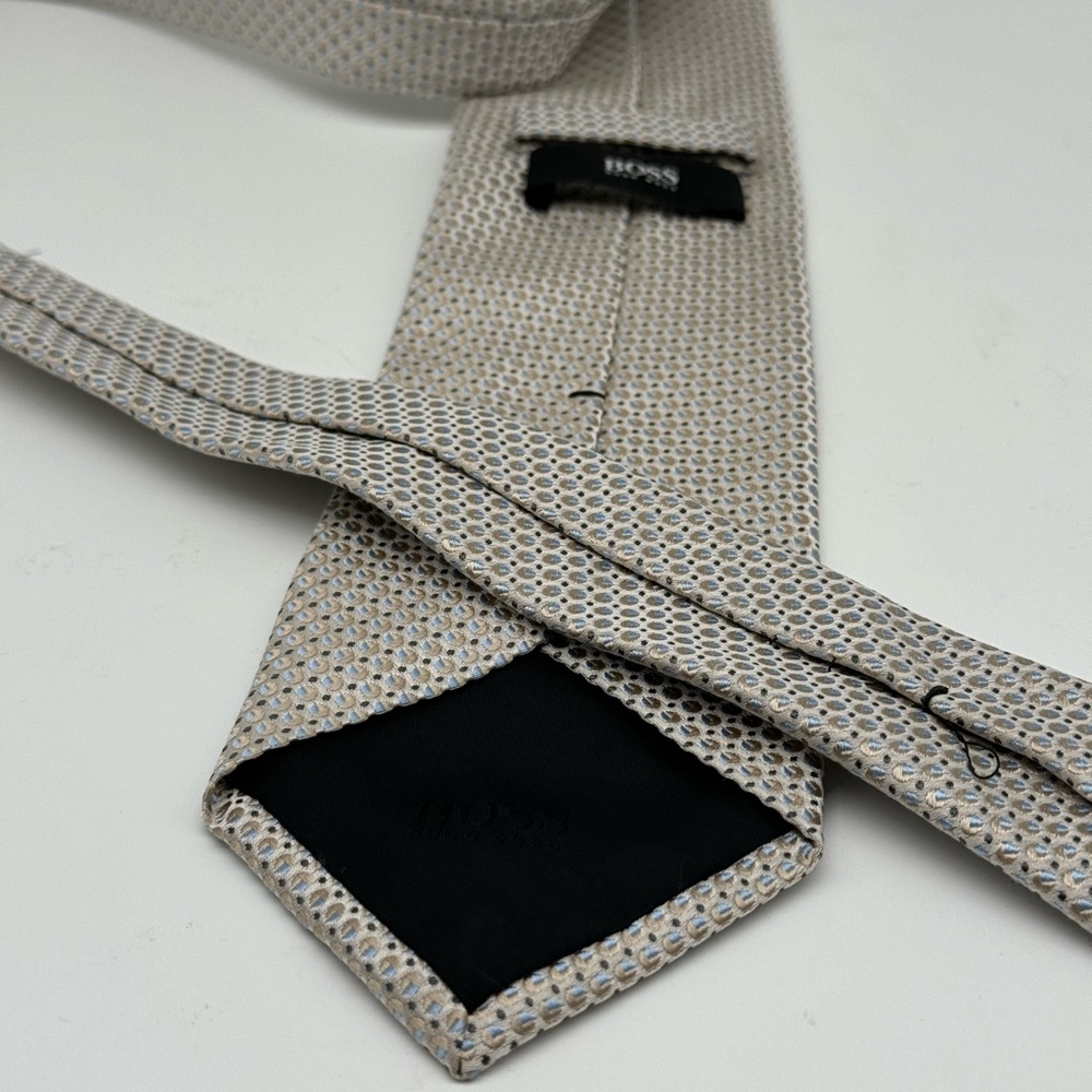 Boss silk tie made in Italy